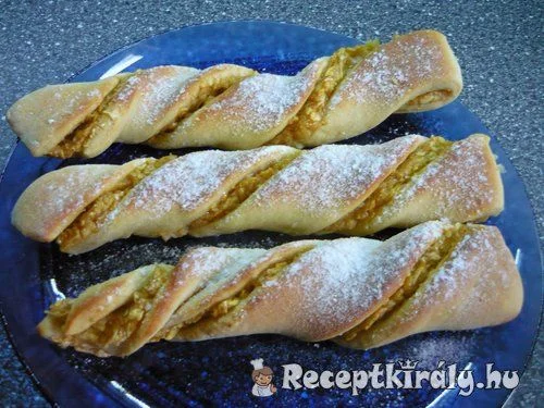 Almás csavart recept