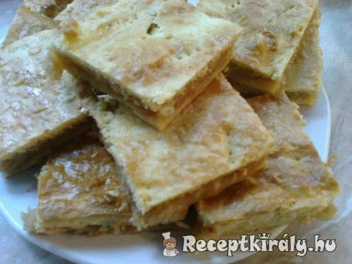 Almás pite vajas tésztával