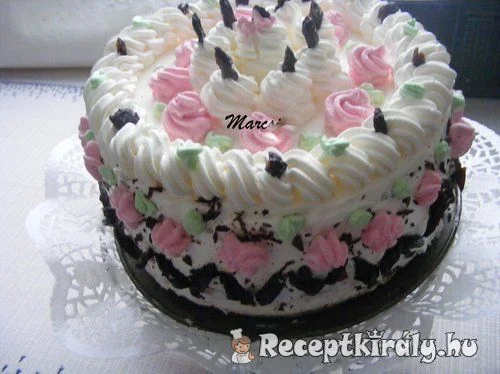 Aszalt szilvás habos torta recept