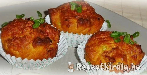 Baconös újhagymás muffin recept