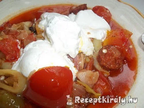 Csípős lecsó bogyiszlói paprikából recept