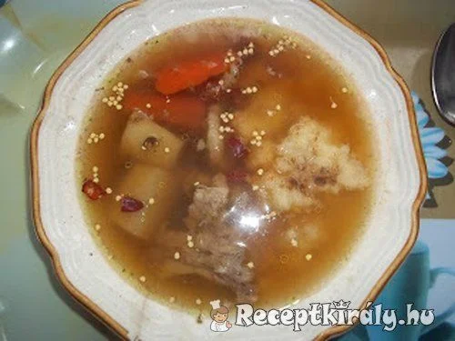 Csontleves grízgaluskával recept