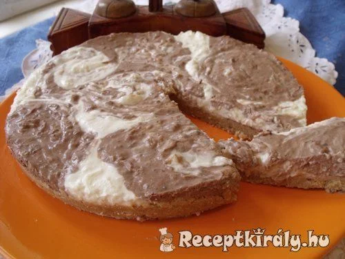 Diós márványos sajttorta