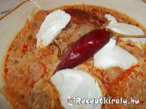 Fehérboros korhelyleves csülökkel recept