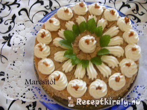 Grillázskrémes torta
