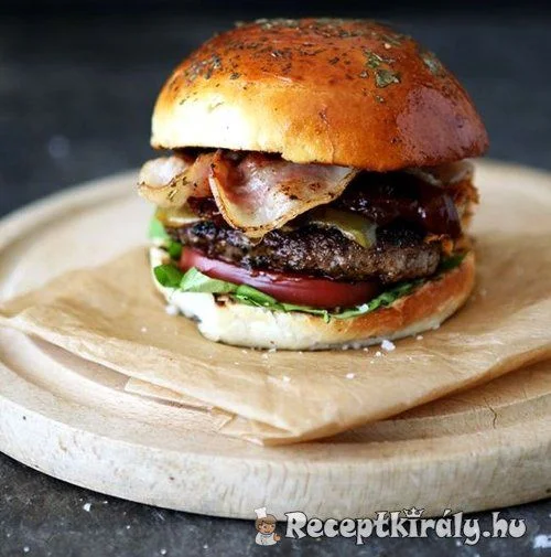 Hamburger sült baconnel