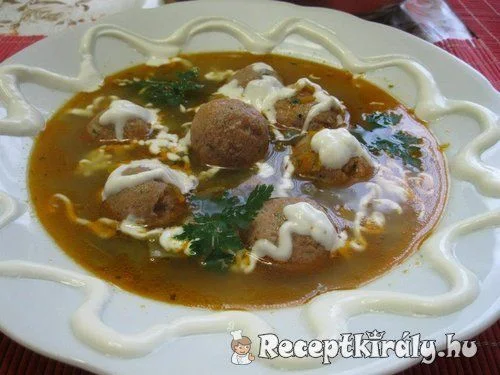 Hamis májgombócleves recept