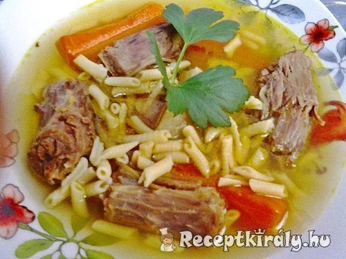 Gazdag baromfihúsleves