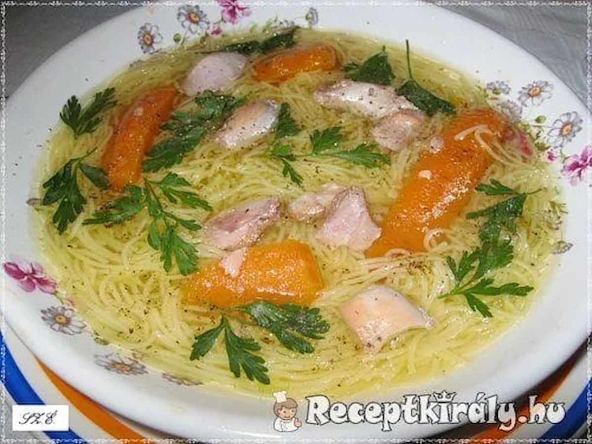 Húsleves csirkecombból recept
