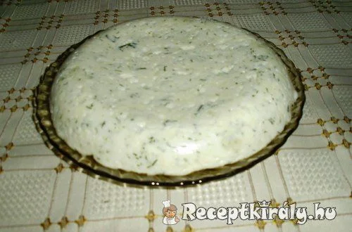 Kapros, fokhagymás házi sajt recept