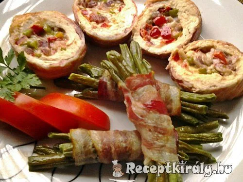 Karácsonyi göngyölt pulykamell baconbe tekerve