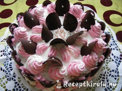 Karamellkrémes torta