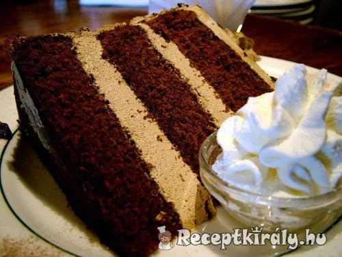 Csokoládétorta kávékrémmel