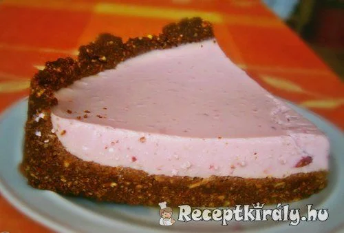 Málnás keksz torta