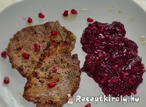 Natúrszelet gránátalma chutney-val