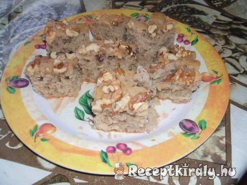Omlós bögrés diós sütemény recept
