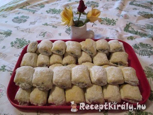 Omlós lekváros rudacska recept