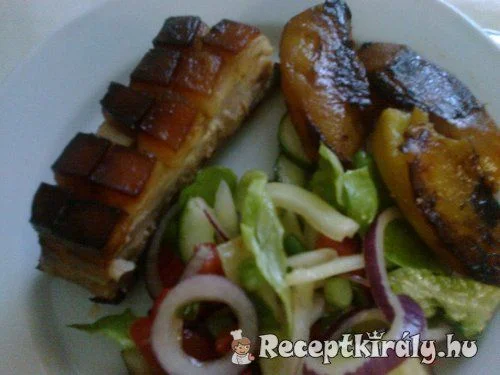 Pácolt bőrös oldalas ropogós bőrrel