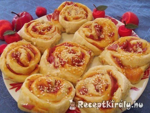 Pizzatekercs házi tésztából
