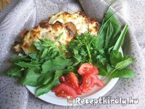 Sajtos tejfölös ananászos rántott hús recept