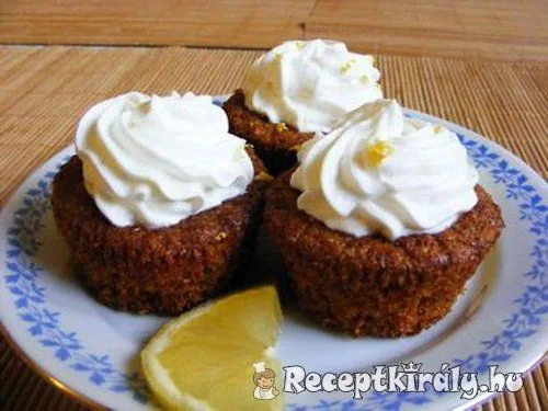 Sárgarépás muffin-citromkrémmel