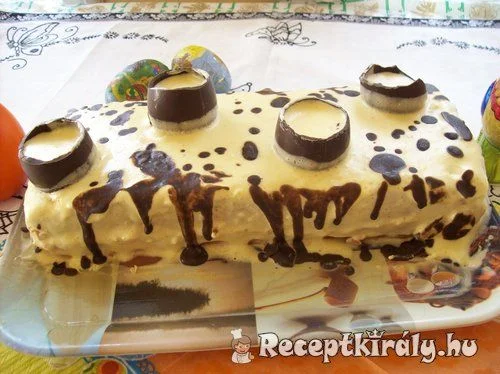 Tojáslikőrös mascarpone torta csokitojásokkal