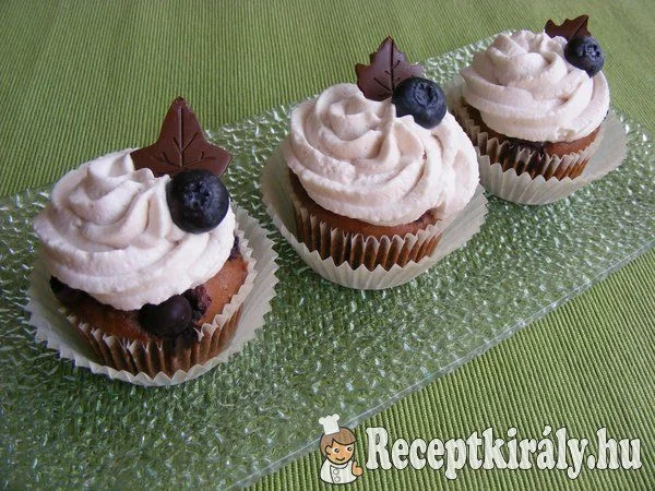 Áfonyás-csokis cupcake recept