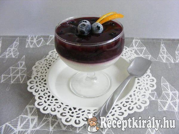 Áfonyás, vaníliás panna cotta recept
