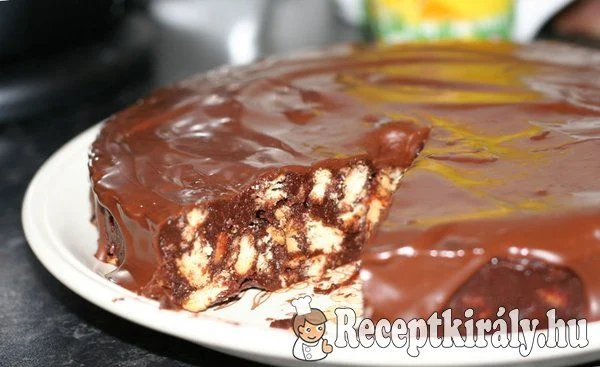 Csokoládés keksztorta sütés nélkül recept