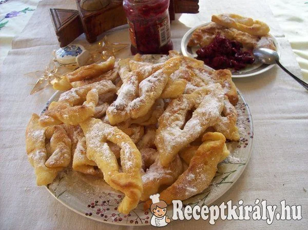 Csörögefánk