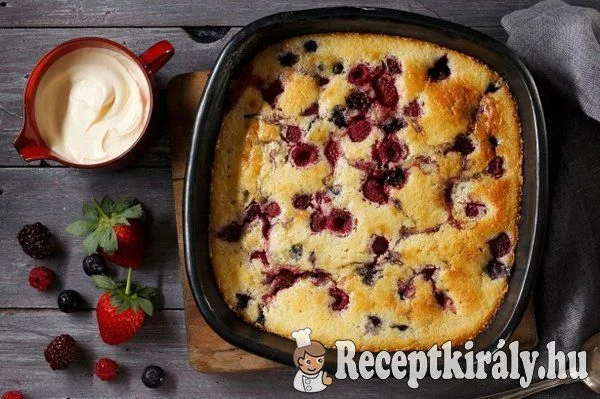 Erdei gyümölcsös joghurtos pite recept
