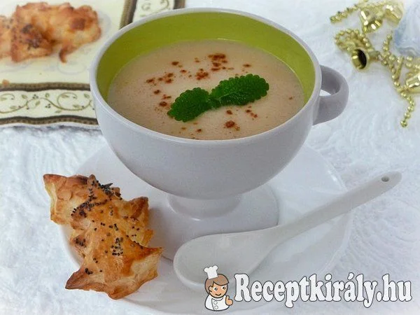 Fahéjas almakrémleves