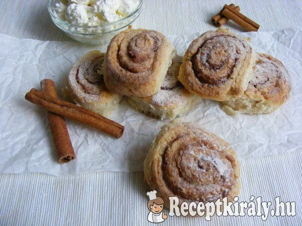 Fahéjas túrós csiga recept