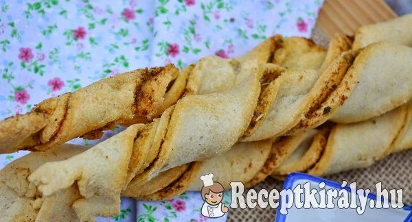 Fokhagymás paprikás csavart rúd - paleo recept