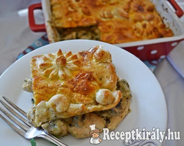 Gombás csirkés pite Nigellától