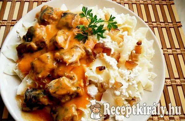Harcsapaprikás túrós csuszával recept