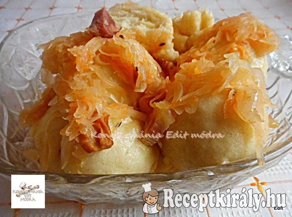 Káposztaágyon főtt gőzgombóc recept