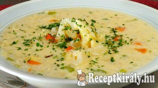 Karfiolleves gluténmentes grízgaluskával recept