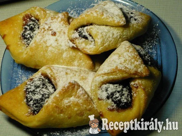 Kelt lekváros papucs recept