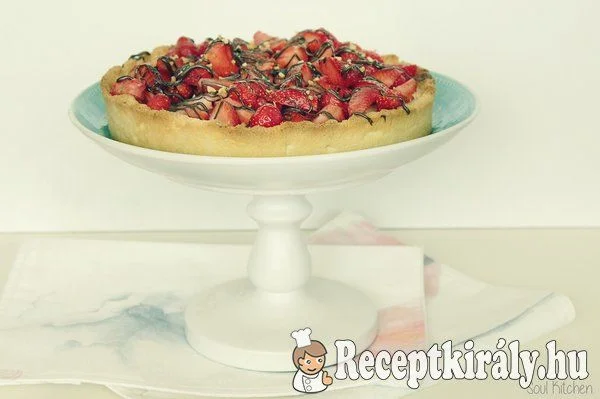 Kókuszkrémes tart eperrel