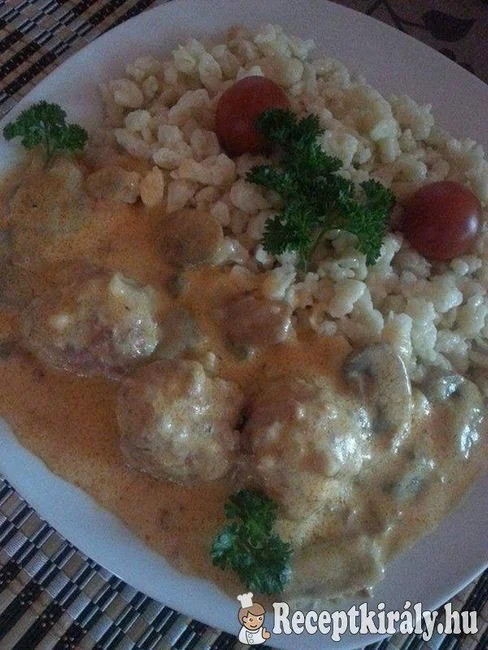 Bakonyi húsgombóc galuskával recept