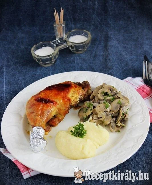 Sajttal töltött csirkecomb recept