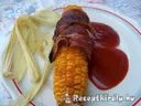 Baconbe tekert sült kukorica ketchuppal és chili szósszal – 2. kép