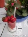 Epres joghurt eperlikőrrel – 3. kép
