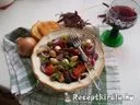 Mediterrán saláta bruschetta-val – 2. kép