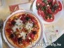 Szalámis pizza gazdagon – 2. kép