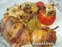 Töltött padlizsán és paradicsom baconbe tekert krumplival – 1. kép