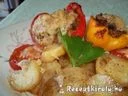 Töltött paprika krumpliágyon csőben sütve – 1. kép