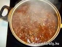 Vörösboros birkapörkölt sós krumplival – 3. kép