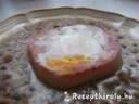 Zöldborsófőzelék sonkában sült tükörtojással – 1. kép